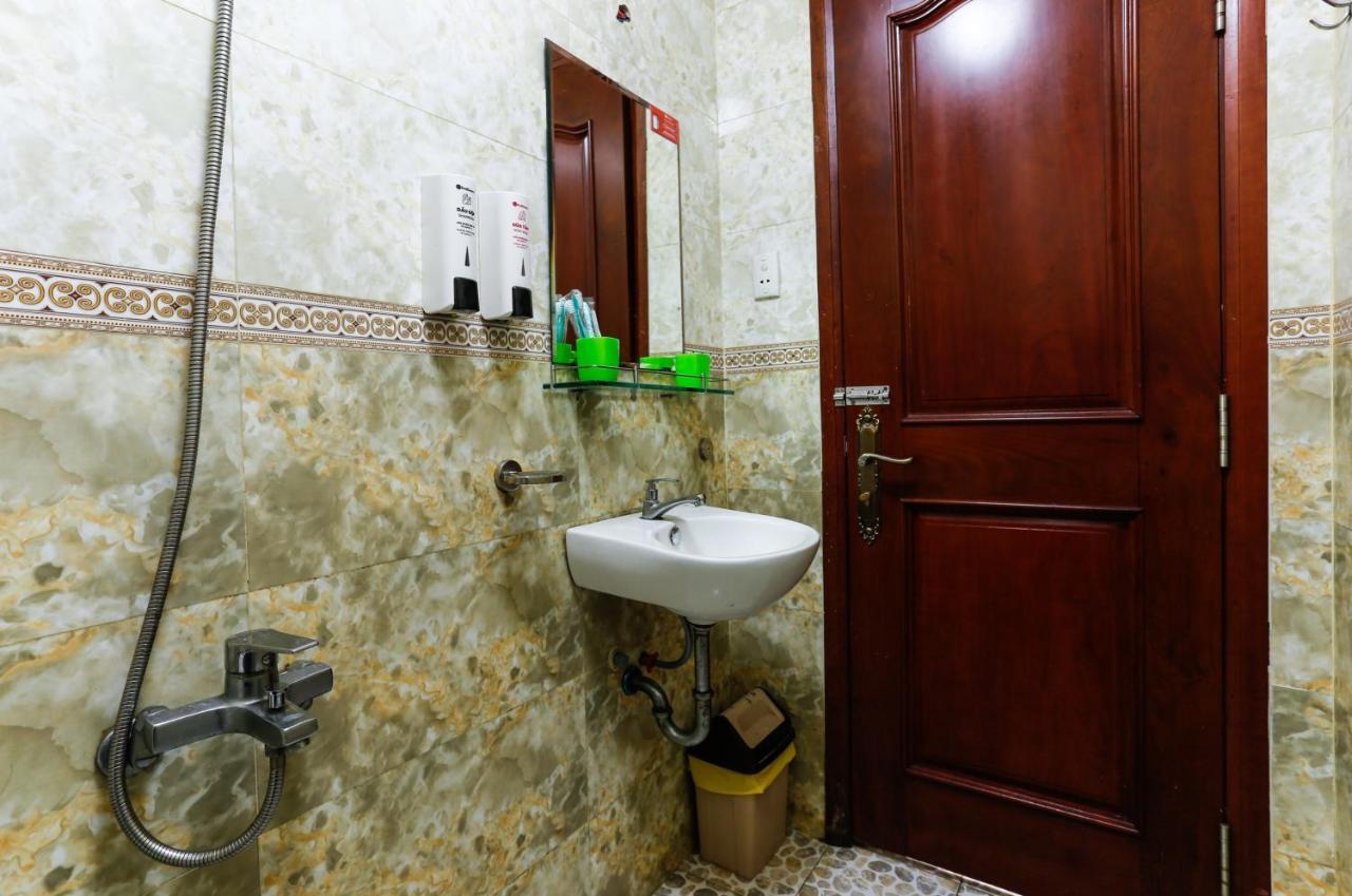 Oyo 395 Anh Quoc Hotel Ho Chi Minh City Exterior photo